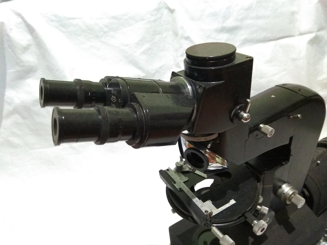 микроскоп люминесцентный МЛ-1