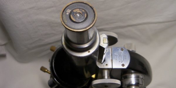 микроскоп м-9
